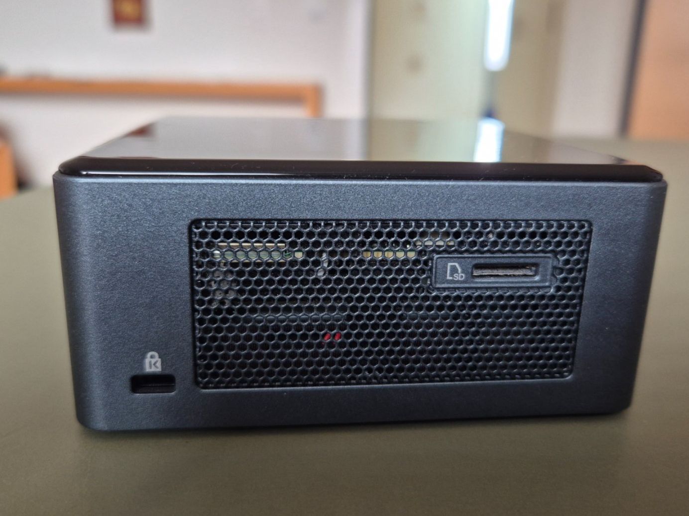 Intel PCs: Intel NUC NUC8i3BEH2 - Bean Canyon – D'occasion à Buttisholz par feld19 2