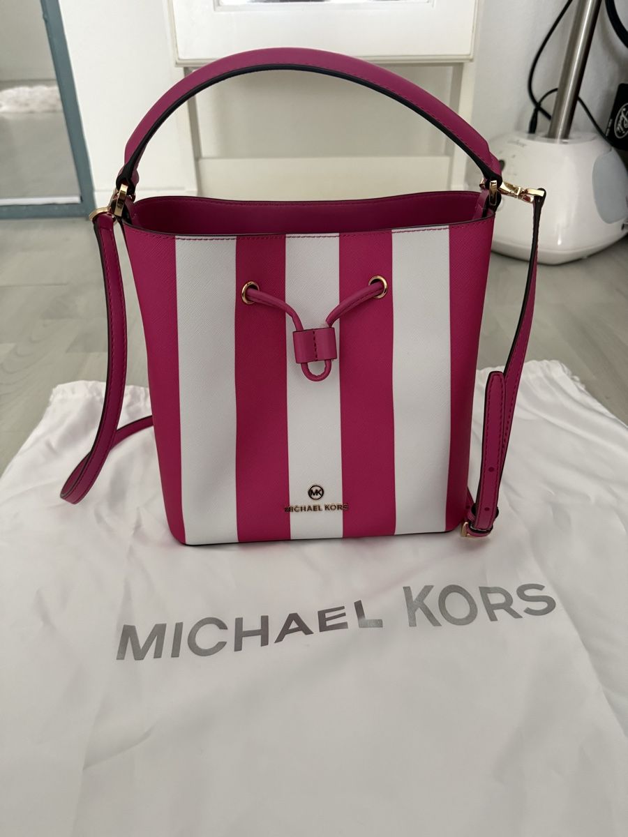 Michael Kors Borse da donna: Michael Kors Tasche – Nuovo (secondo la descrizione) da Luzern venduto da mou_k6dh