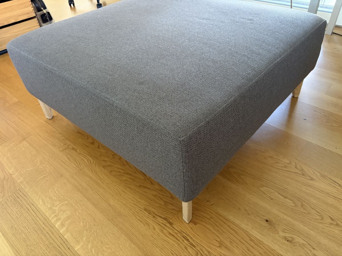 Softline Hocker: Softline Passion Hocker – Gebraucht aus Embrach von duc_m2nd 1