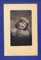 ENFANT - Portrait de jeune fille