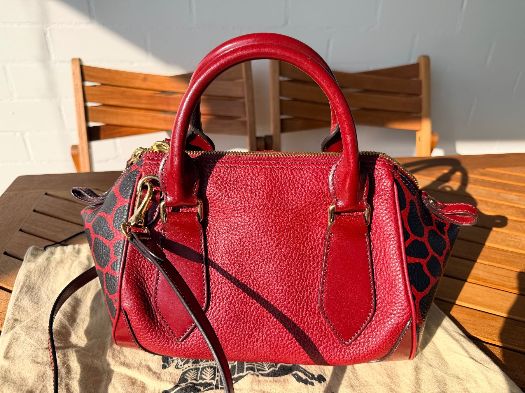 Burberry Borse da donna: Burberry Handtasche Leder in Rot – Nuovo (secondo la descrizione) da Brütten venduto da Rod816 1