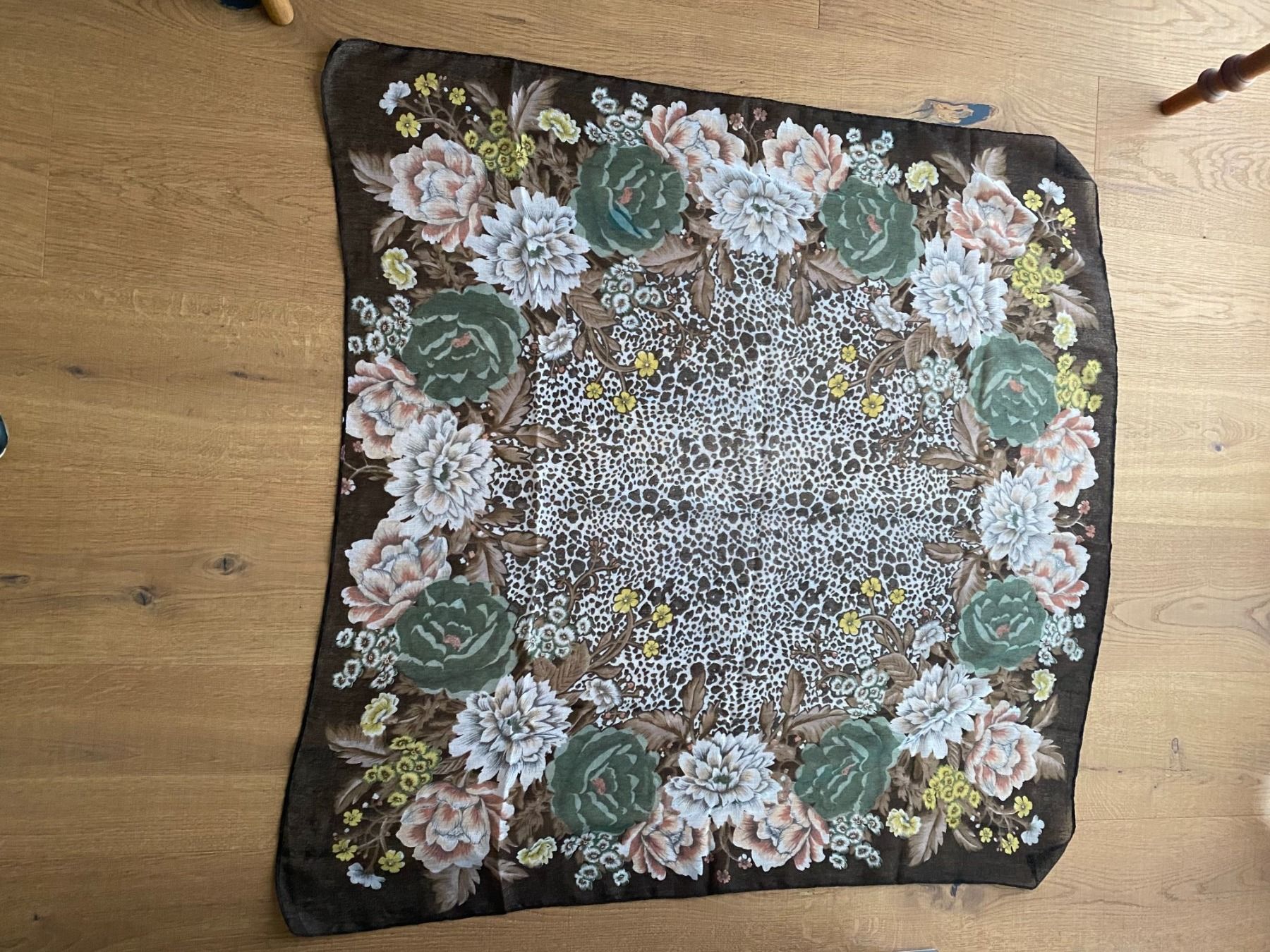 Foulards, Tücher & Schals: Foulard – Gebraucht aus Unterterzen von bac_287t 2