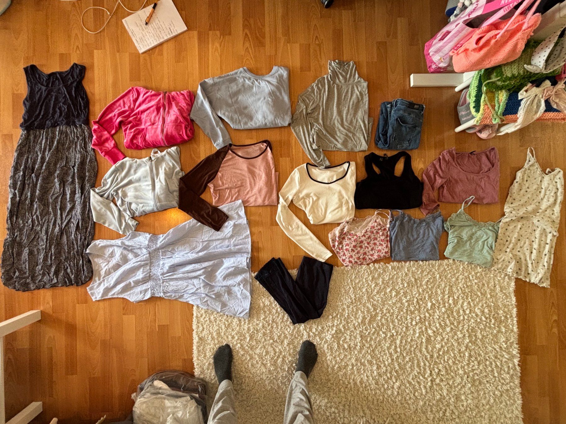 Lotti di vestiti: Damenkleider-Paket Grösse L – Usato da Olten venduto da Sonjason
