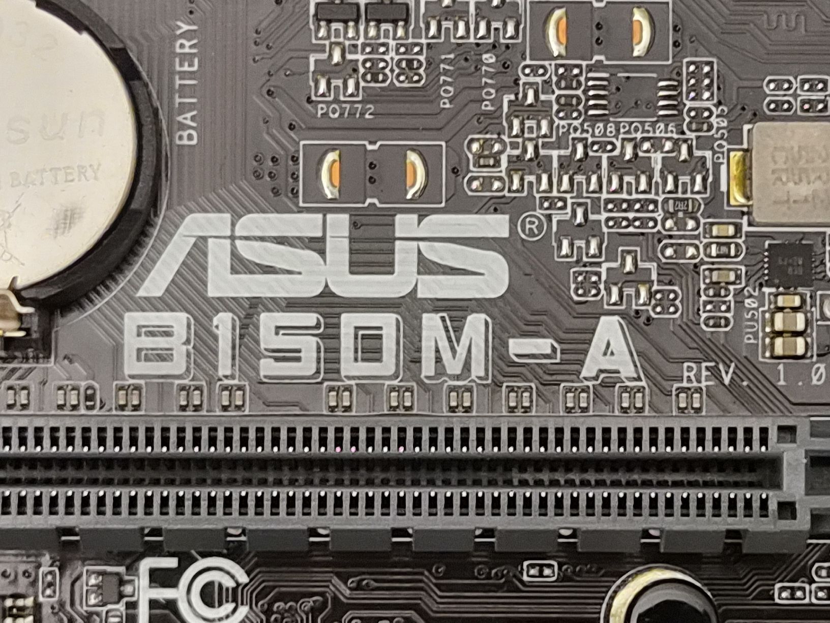 Asus PCs: PC Asus Board, i5, 8GB, 460W PSU – Gebraucht aus SCHAFFHAUSEN von Atami99 2