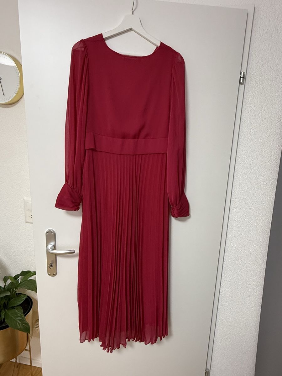 Zara Vestiti: Zara Midikleid , Grösse M, Top Zustand! – Nuovo (secondo la descrizione) da Dübendorf venduto da Nemo_0 3
