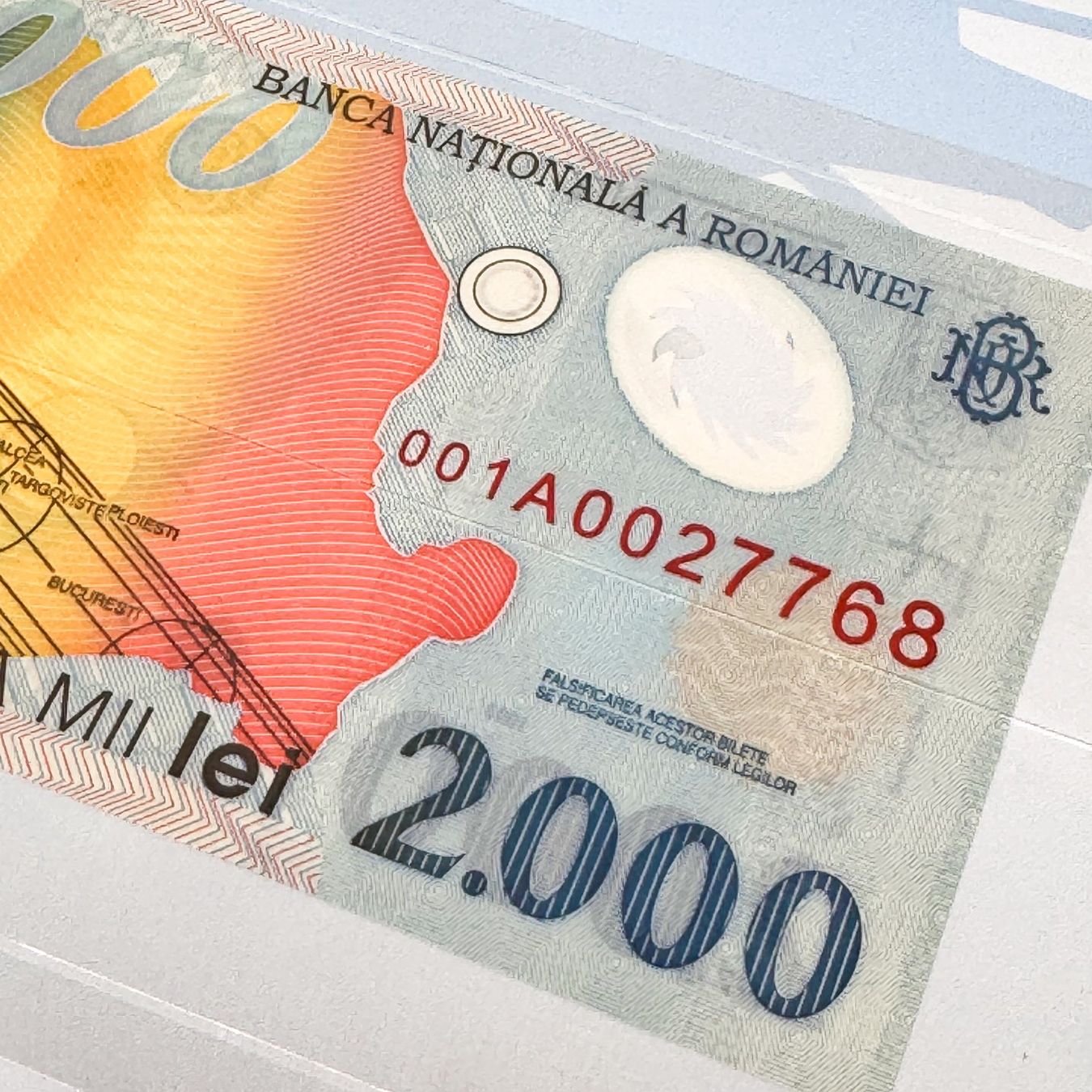 Banconote: Collector : Billet Roumanie 2000 Lei Eclipse Solaire de 1999 – Nuovo e nell'imballaggio originale da Estavayer-le-Lac venduto da Famille_Sympathique