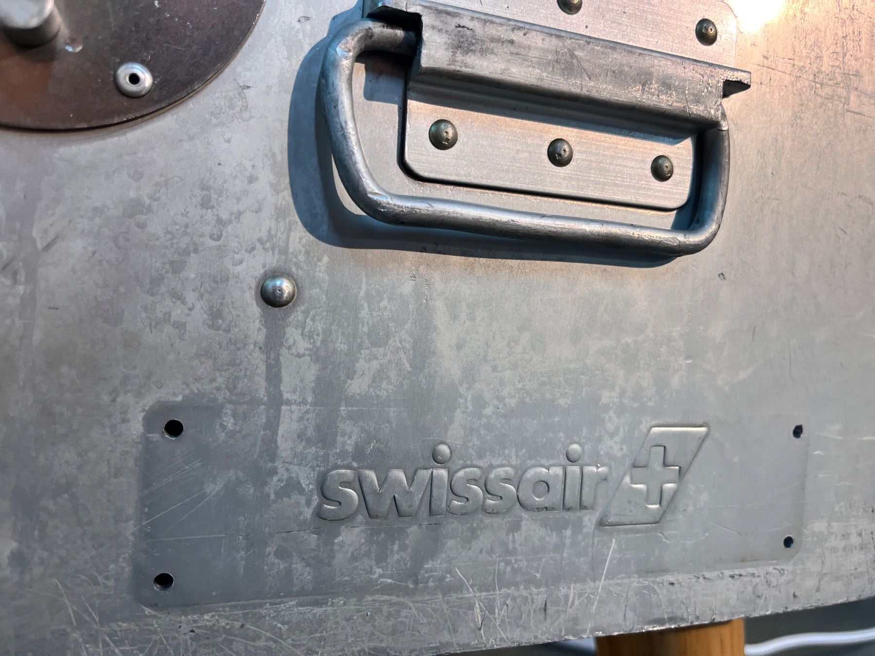 Sonstiges zu Aviatik: Swissair Flugzeug Trolley Kommode – Gebraucht aus Fruthwilen von bodensee_manufaktur 8