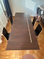Wohnzimmertisch mit 4 Stühlen IKEA