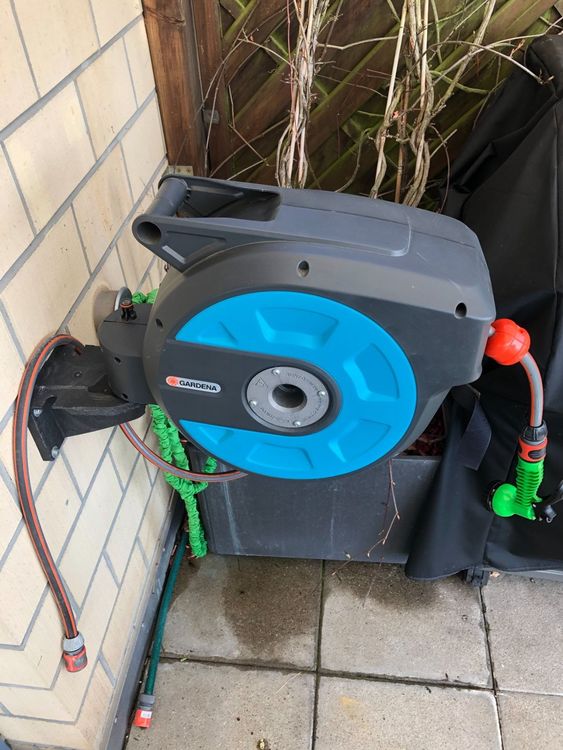 Gardena Schlauchaufroller automatisch 15m Acheter sur Ricardo