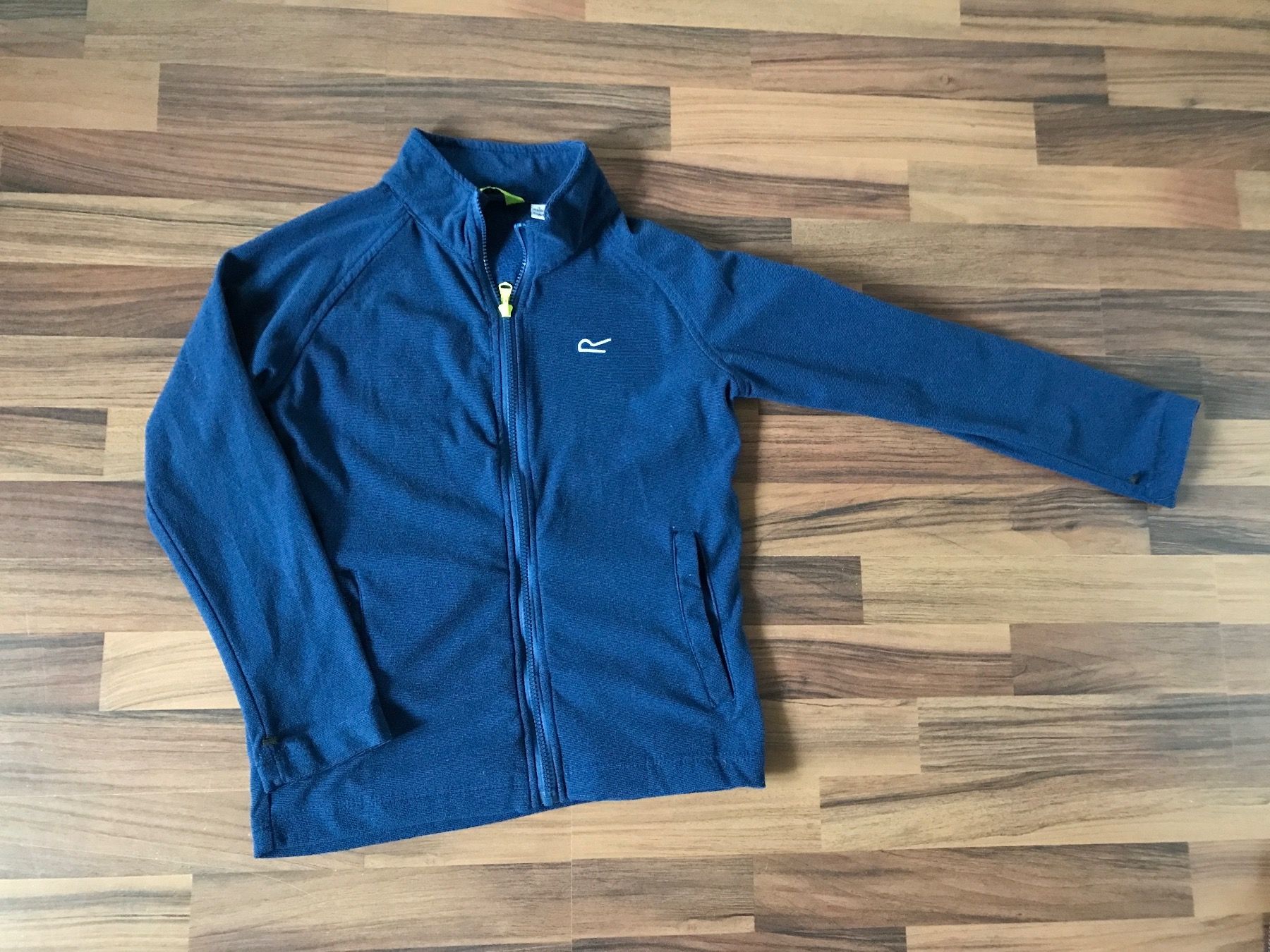 Jacken & Mäntel: Regenjacke Gr. 158 – Gebraucht aus Dozwil von  4