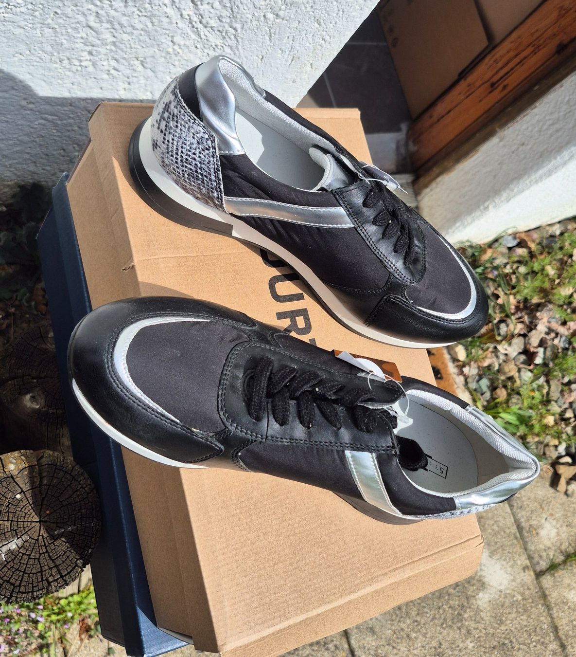 Chaussures femmes: Leder-Sneaker – Neuf (Voir description) à Wislikofen par Ana.Gomes 2