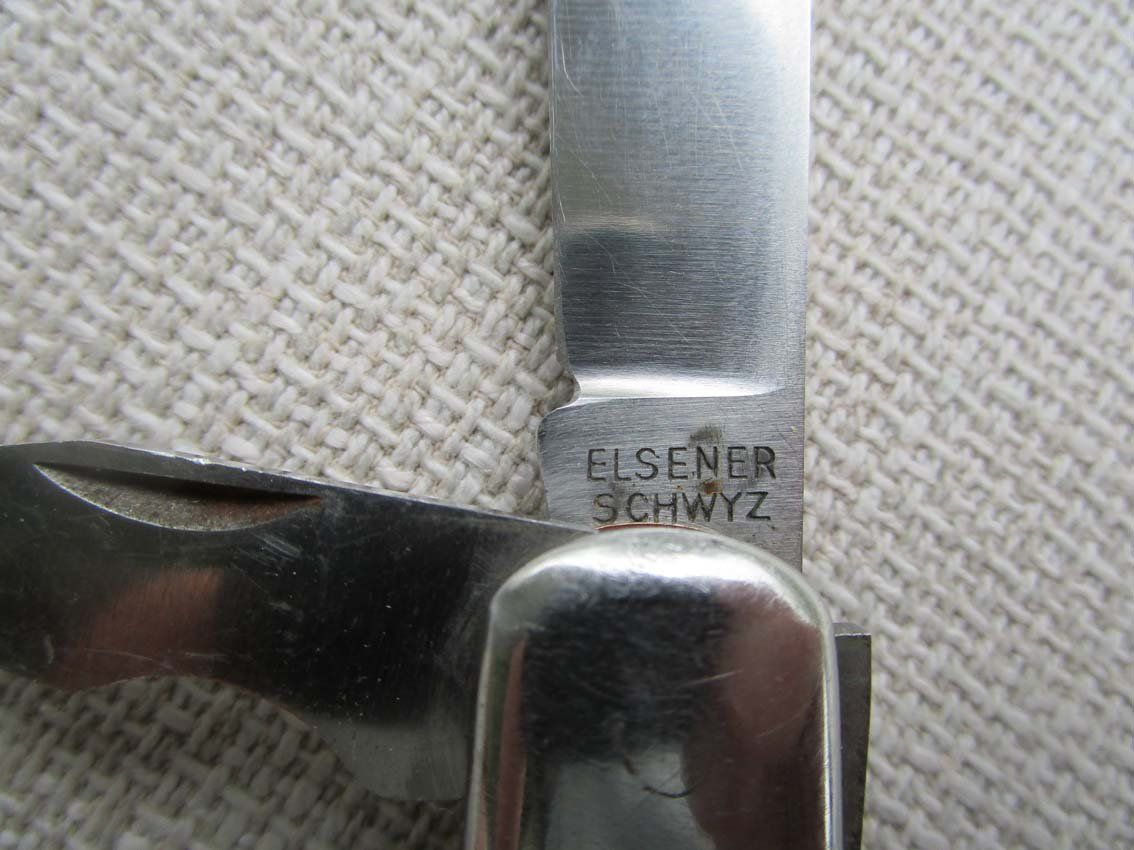 Armée suisse Couteaux de poche: Militärmesser Elsener 1954 – D'occasion à Arlesheim par Prohof 4