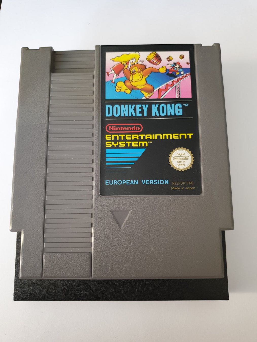 Nintendo Giochi: Donkey Kong / Nintendo / NES – Usato da Rain venduto da Laupia