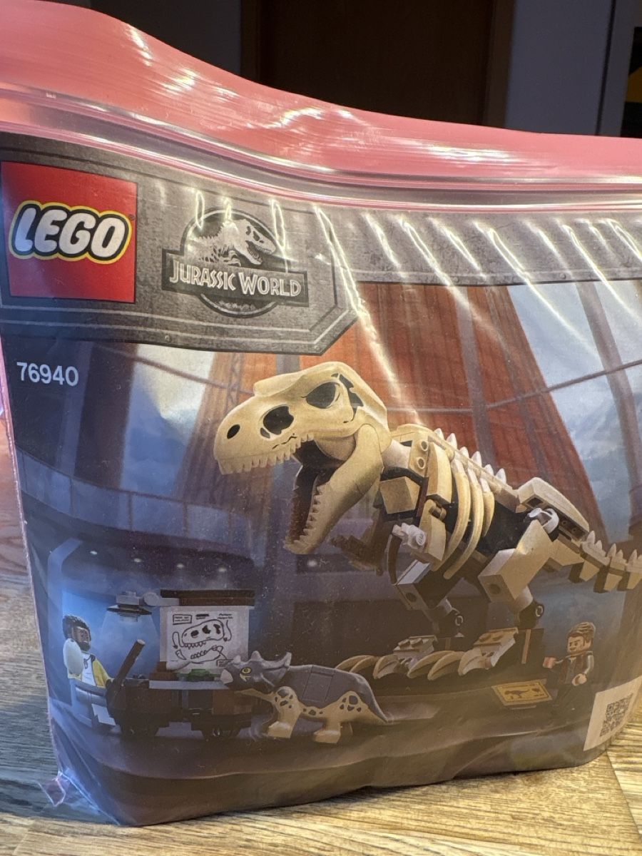 Lego Kit di costruzioni: Lego Jurassic World 76940 – Usato da Leuzigen venduto da LaicaStar