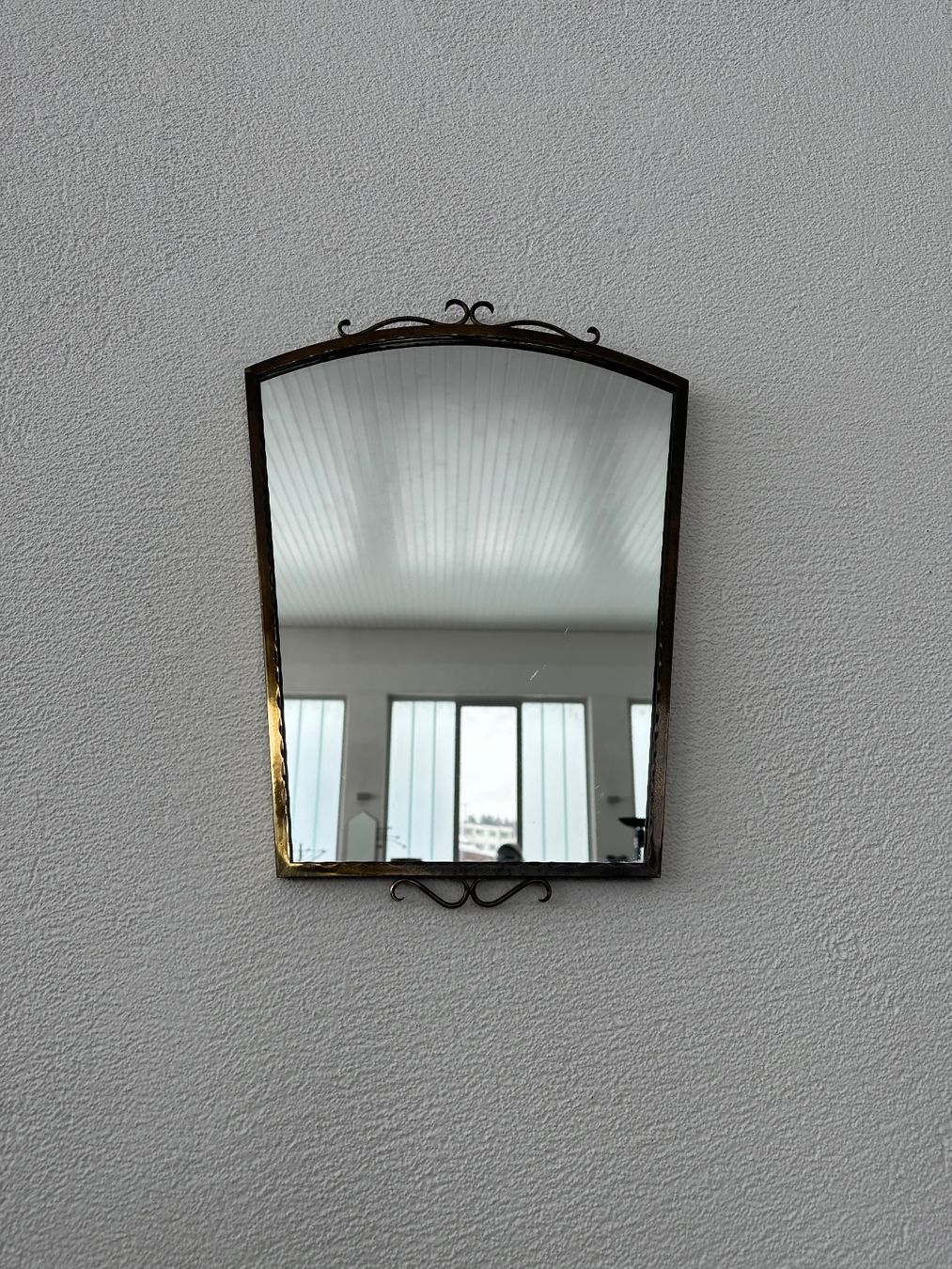 Specchi: Vintage Messing Wandspiegel – Usato da Zürich venduto da frauflufelberg