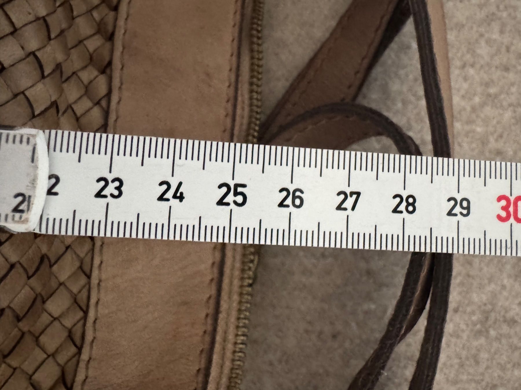 Borse da donna: Ledertasche in Flechtoptik, schlammfarbig – Usato da Zürich venduto da zuerich8032 5