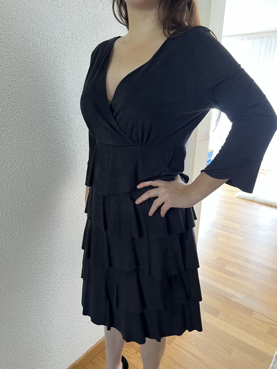 Comma Vestiti & Gonne: Dunkel Blau Kleid von Comma Gr. 38 – Usato da Oetwil a.d. Limmat venduto da jeh_6xcx