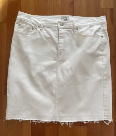 J. Crew Weiss Denim jeans rock Skirt 32 40 42