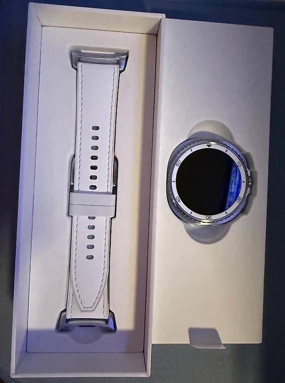 Smartwatch: Samsung Watch 8 Classic LTE neuve  – Gebraucht aus Epalinges von nanou75 1