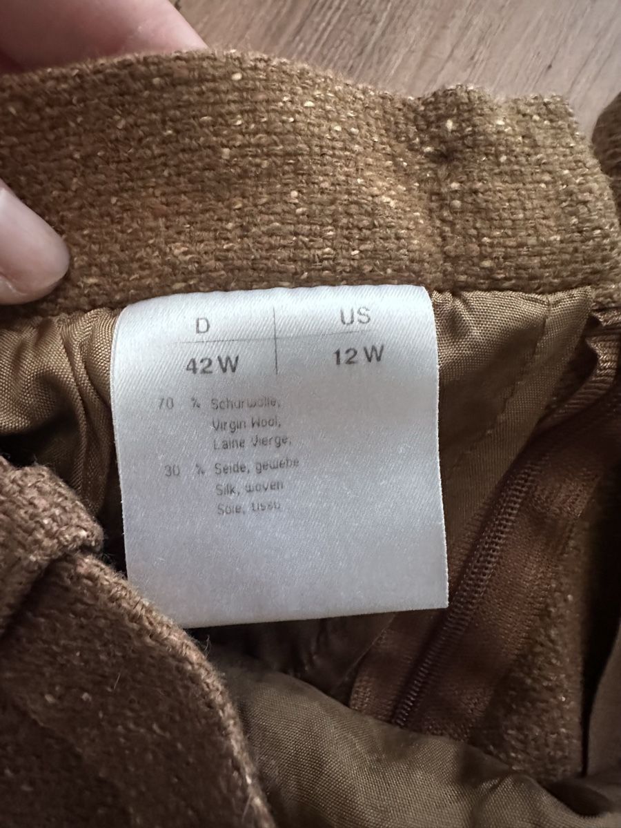 Givenchy Jupes: Jupe Givenchy vintage  – D'occasion à Biel/Bienne par Eri_25px 3