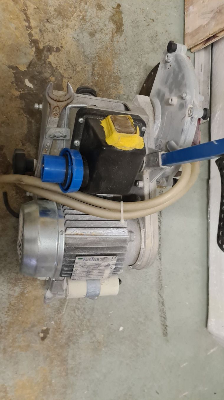 Motori: FREE TECH  Nassfräse Motor – Usato da Au SG venduto da fiat27 1