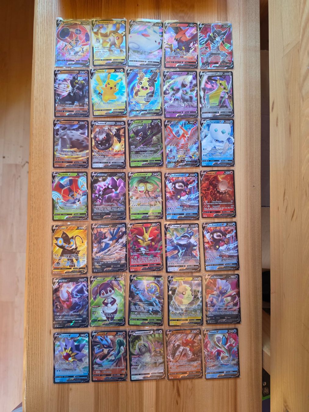 Pokémon Cartes à collectionner: 35 Pokemon V Karten DE Top ab 1.- – D'occasion à triesenberg par wisi369