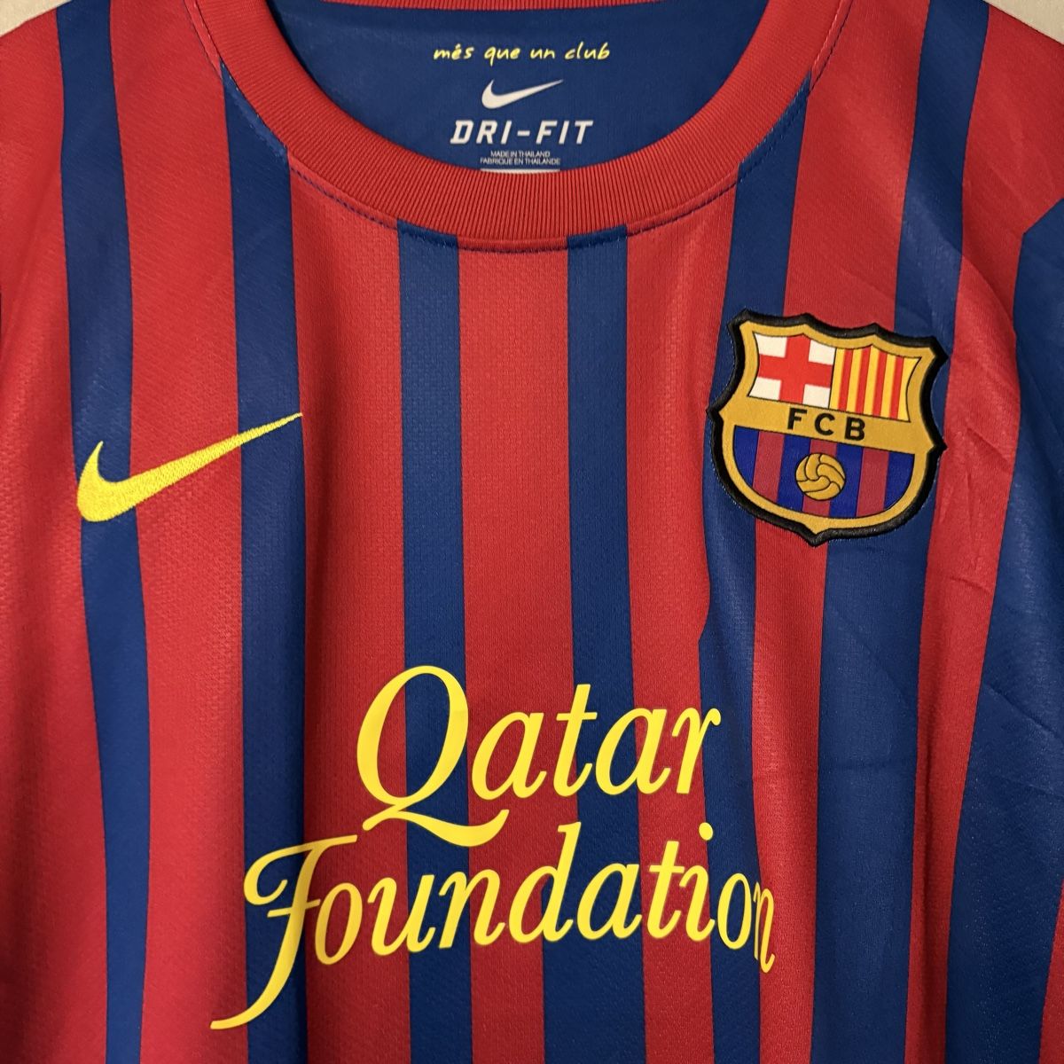 Nike Canottiere & Pantaloni: Fc Barcelona Trikot Nike Fabregas neu – Nuovo (secondo la descrizione) da Winterthur venduto da LaBodega 1