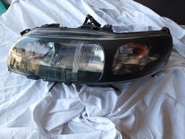 Volvo Scheinwerfer Glas