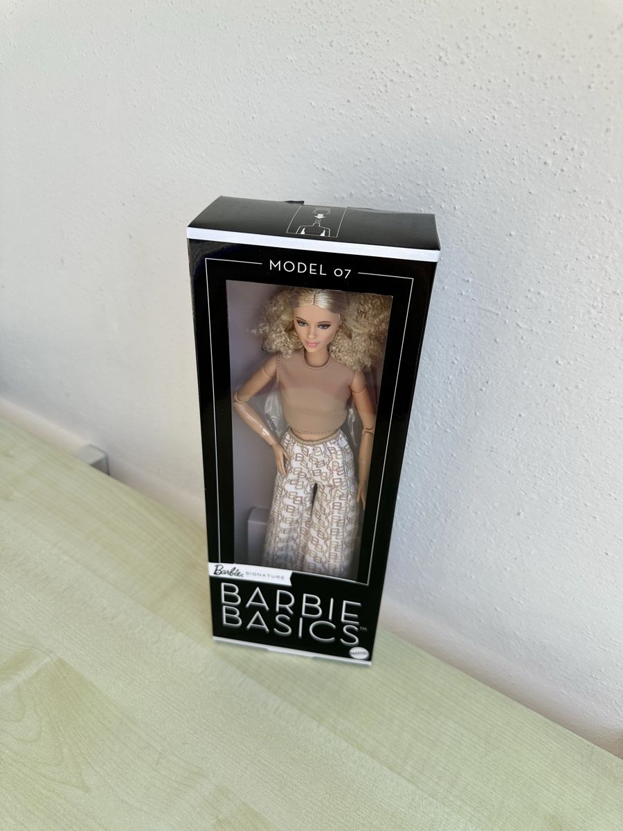 Bambole: Barbie Basics Bewegliche Puppe – Nuovo e nell'imballaggio originale da Zürich venduto da Kat_5557 3