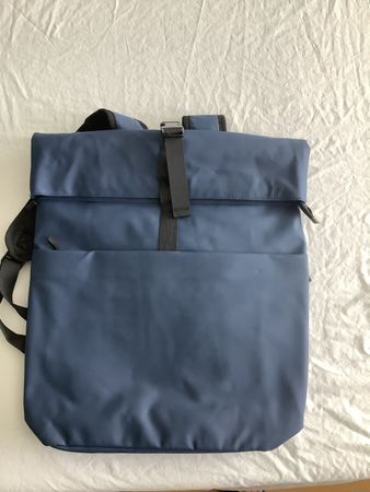 Rucksack blau Rollverschluss mit Netzrücken neuwertig