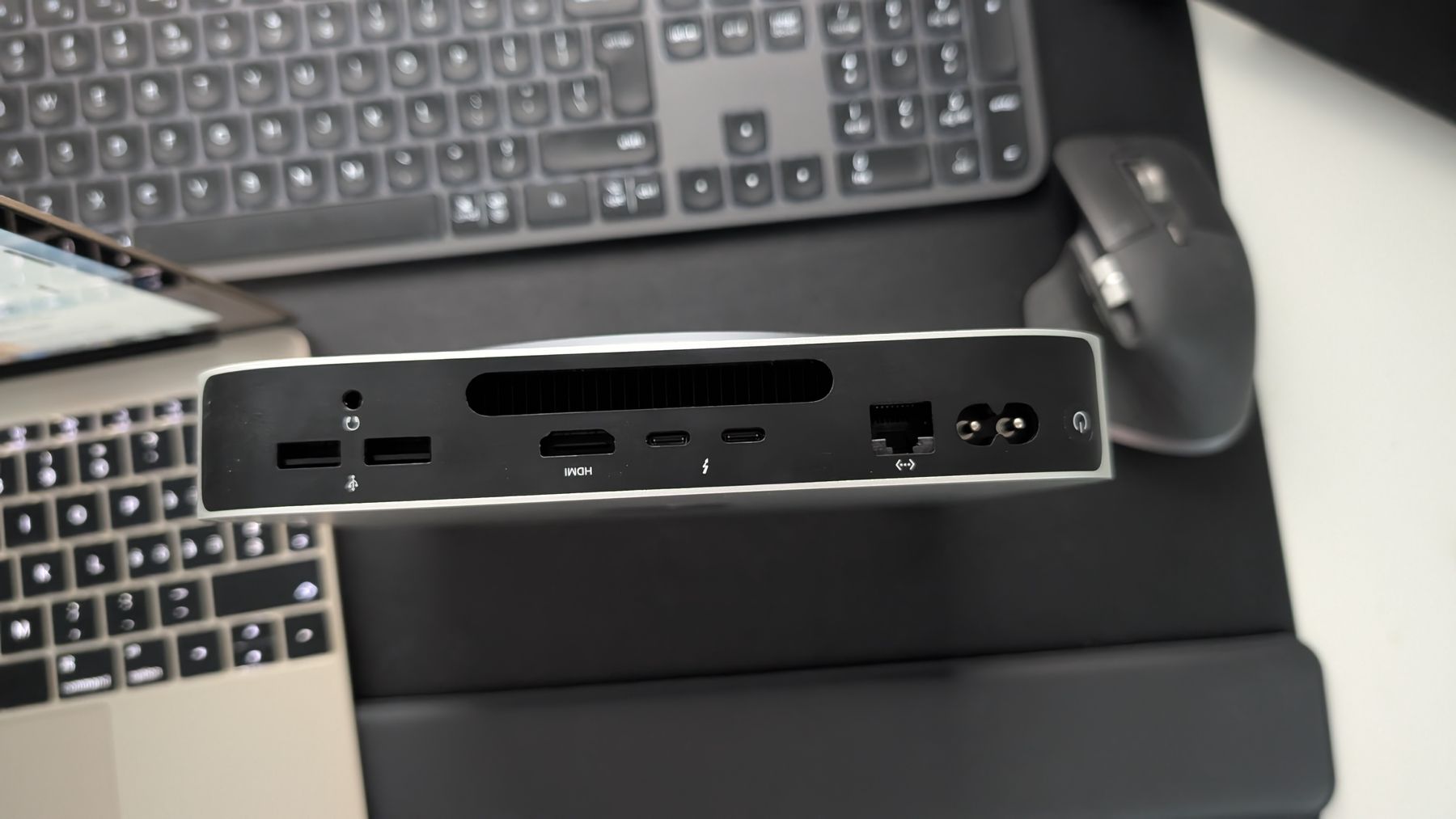 Mac mini 2023 M2 8GB/256GB 【公式通販】