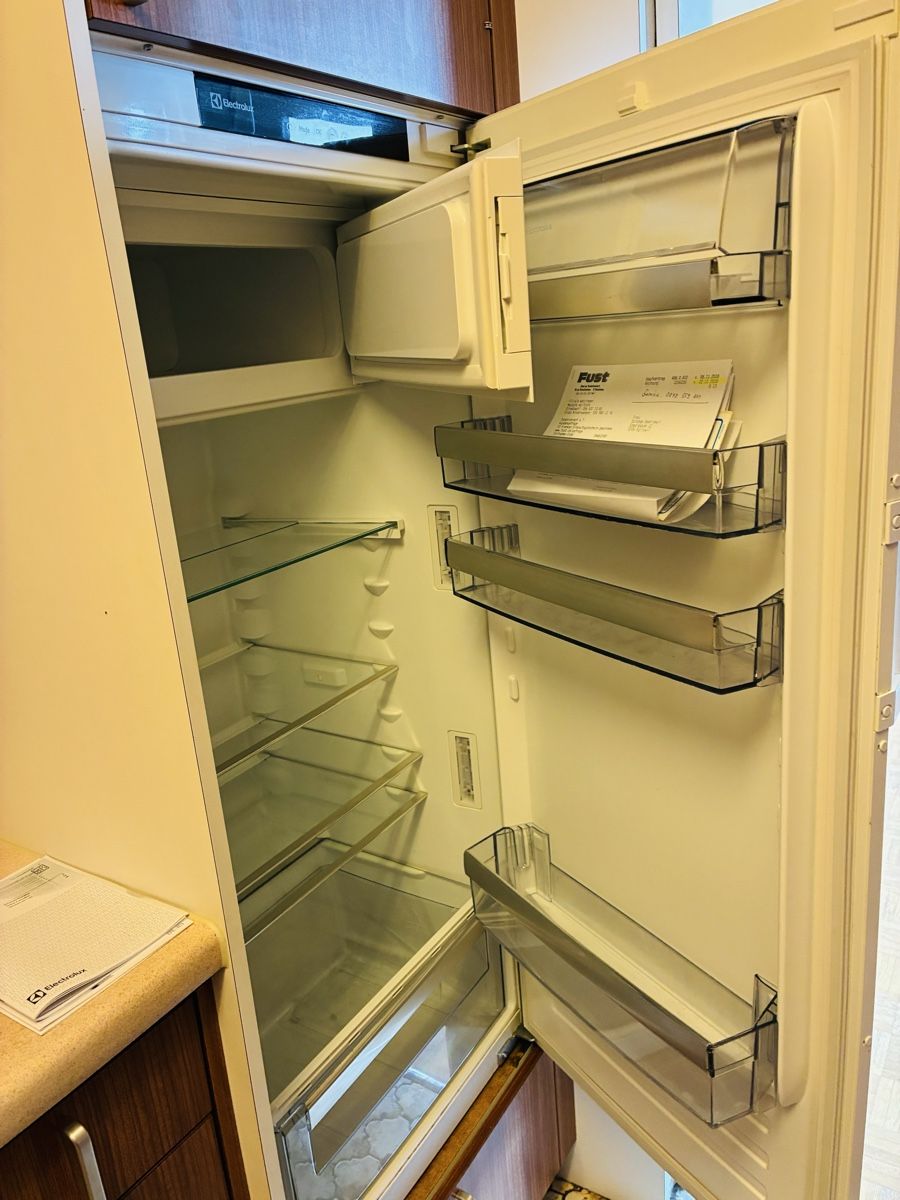 Frigoriferi: Elektrolux Kühlschrank – Usato da Worblaufen venduto da gafarettis