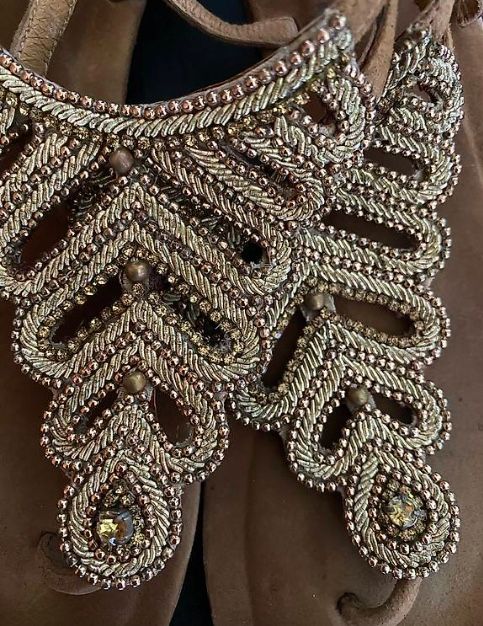 Scarpe da donna: Goldene ZehenSandalen – Usato da Embrach venduto da ale_v5qn 1