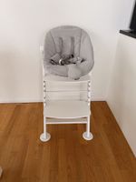 Stokke Tripp Trapp Hochstuhl mit Neugeborenenaufsatz
