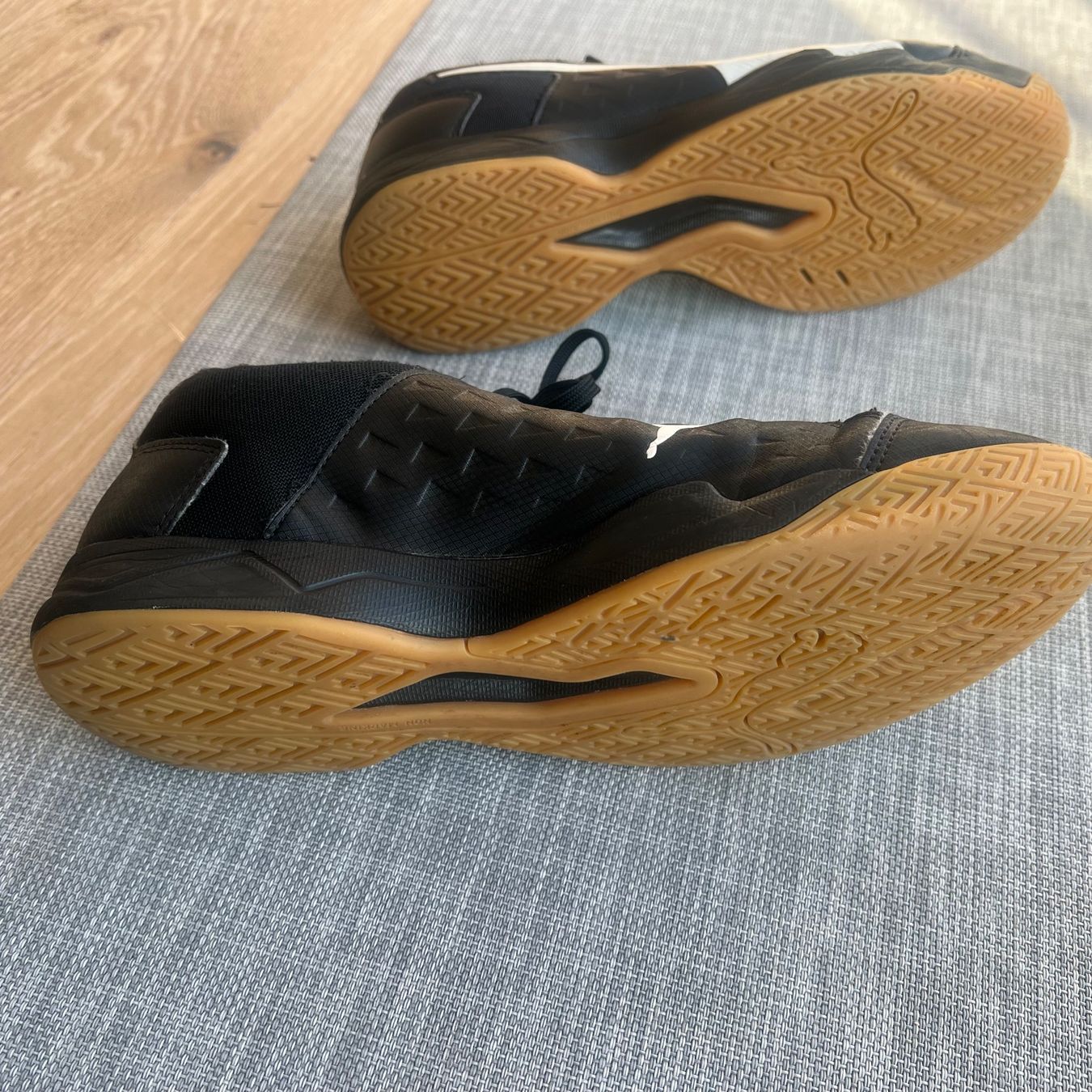 Puma Scarpe da uomo: Puma Hallenturnschuh Gr. 42,5 – Usato da Böckten venduto da Yvonne70 8