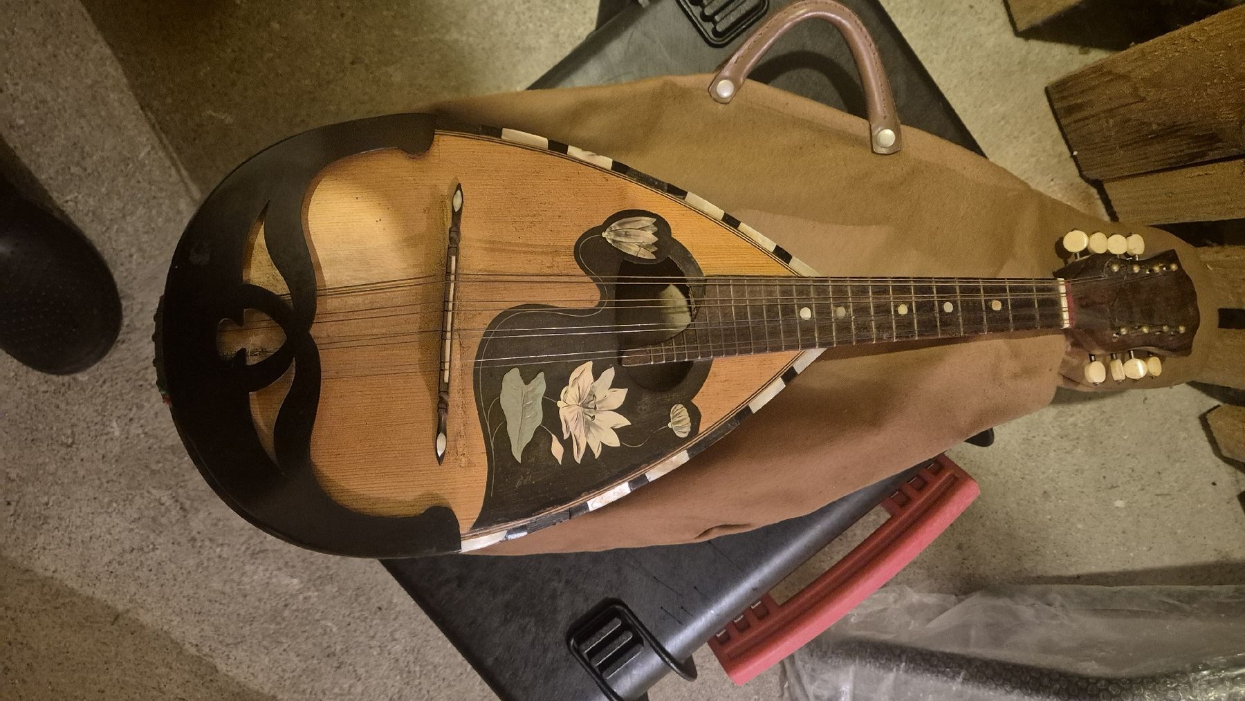 Musikinstrumente: Antik Mandoline zu verkaufen – Gebraucht aus Rämismühle von beni0010