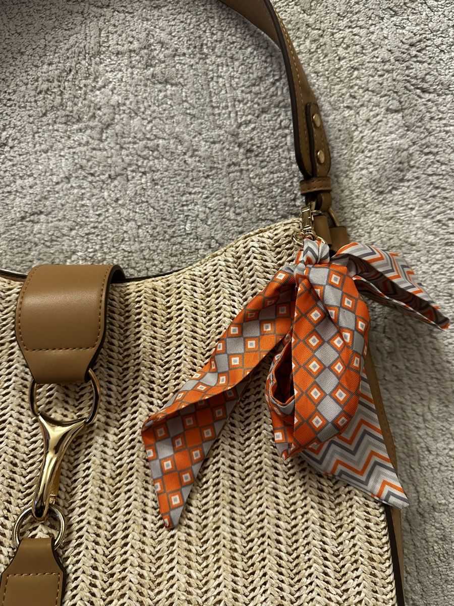 Taschen für Damen: Handtasche mit Stroheffekt – Neu (gemäss Beschreibung) aus Buchs ZH von Maliqi0 2