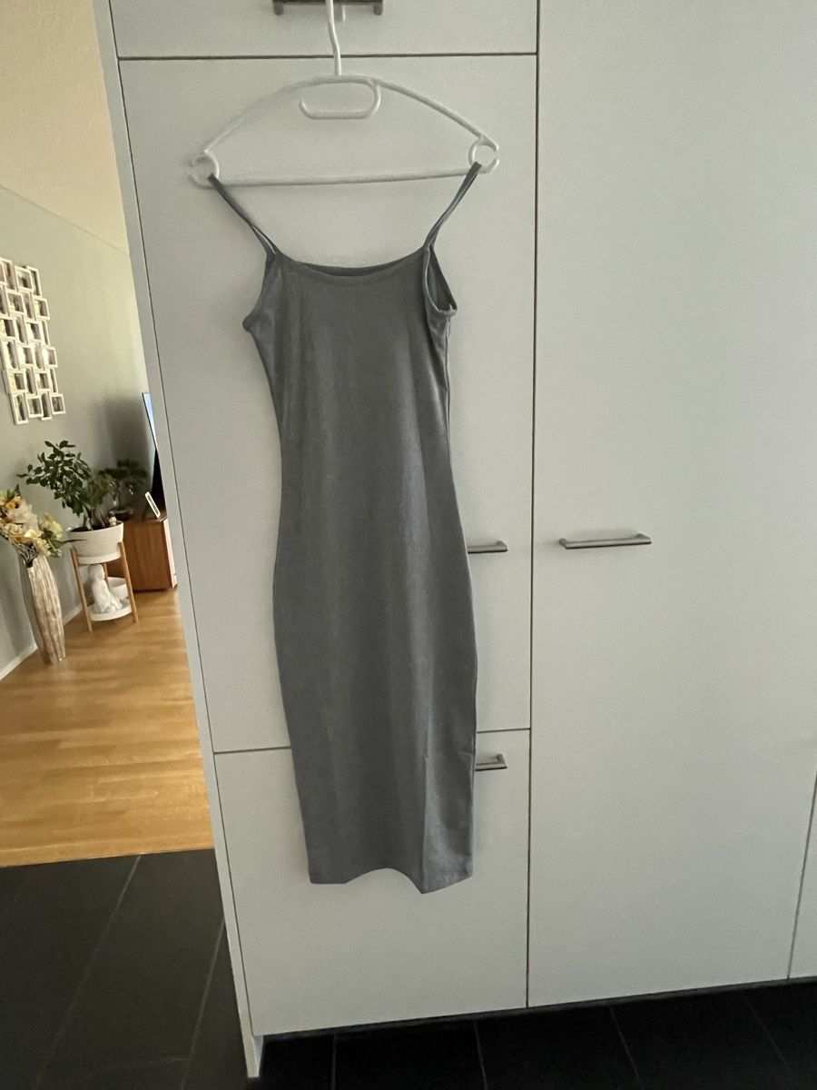 Kleider: Kleid knöchellang Camikleid grau – Neu (gemäss Beschreibung) aus Staufen von GiuliettaD