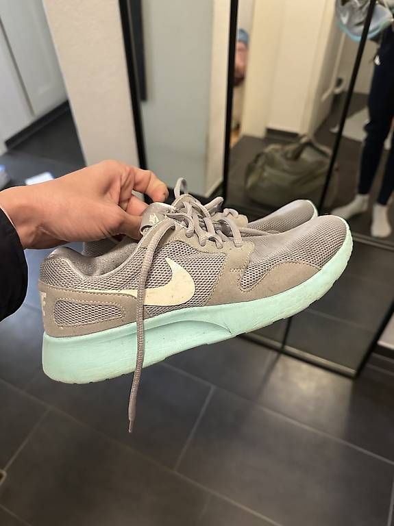 Nike Scarpe da donna: Nike Schuhe – Usato da bern venduto da Sse_91