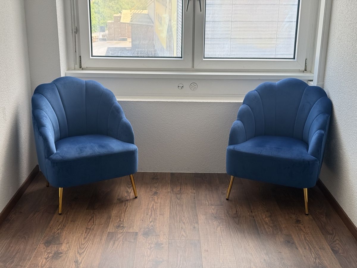 Poltrone: Manor / Hocker / Sessel / Deko – Usato da Hinwil venduto da rkcdusan 1