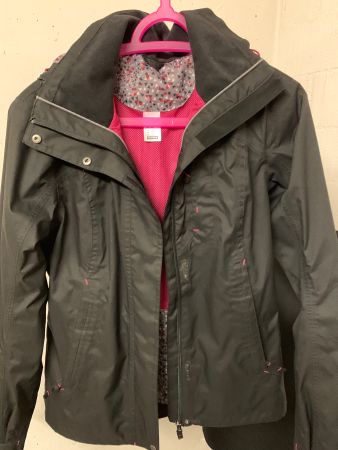 Regenjacke, Übergangsjacke von Quechua Gr. XS