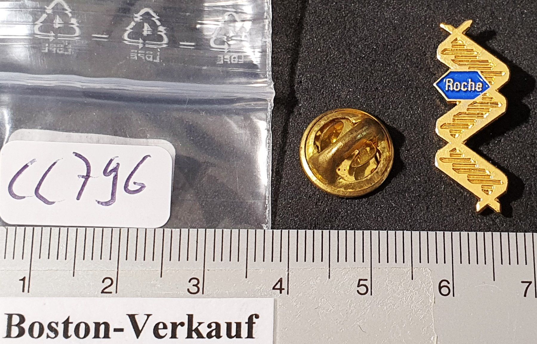 Placchette & Badge: CC796 - Pin Roche DNA Strang – Usato da Reinach BL venduto da Boston-Verkauf 2