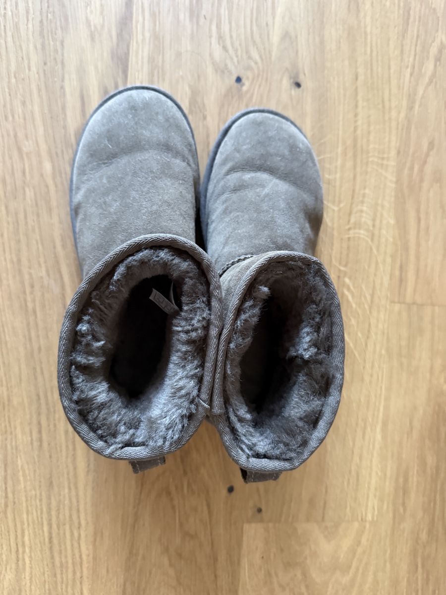 Scarpe da donna: UGG Boots braun Grösse 38 NEU – Nuovo (secondo la descrizione) da Zürich venduto da chr_5yqg 2