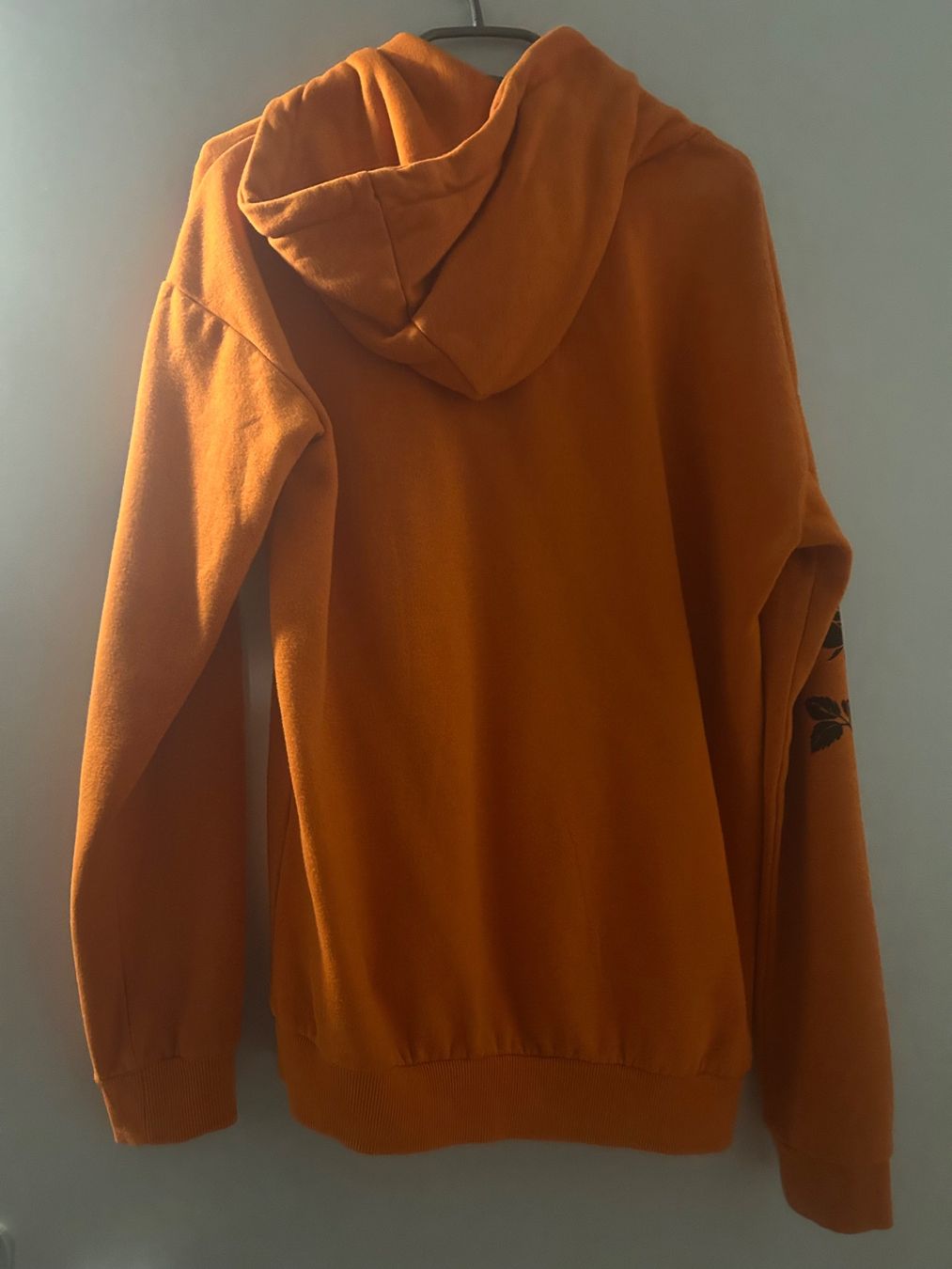 Maglioni & Felpe: YourTurn Hoodie – Usato da Oberurnen venduto da simgug 2