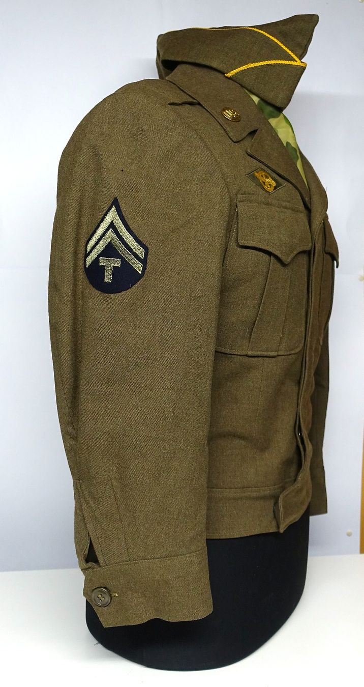 Uniformi: US Army Uniform Ike Jacket Panzer 11th Armored Div.  2. WK – Usato da Kappelen venduto da Marmoe 5