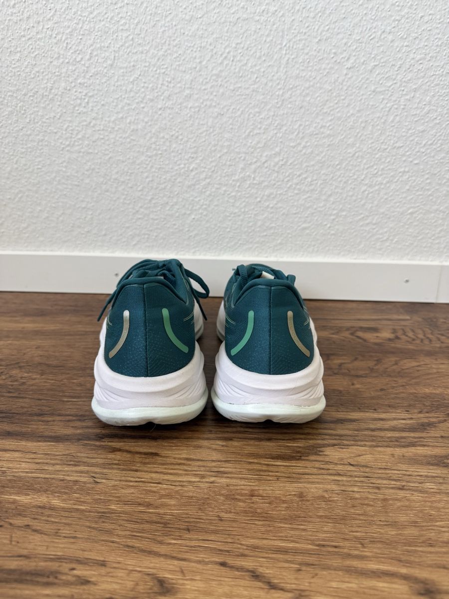 Asics Herrenschuhe: ASICS Gel-Cumulus - 41.5 – Gebraucht aus Liestal von STUDIO_0 1