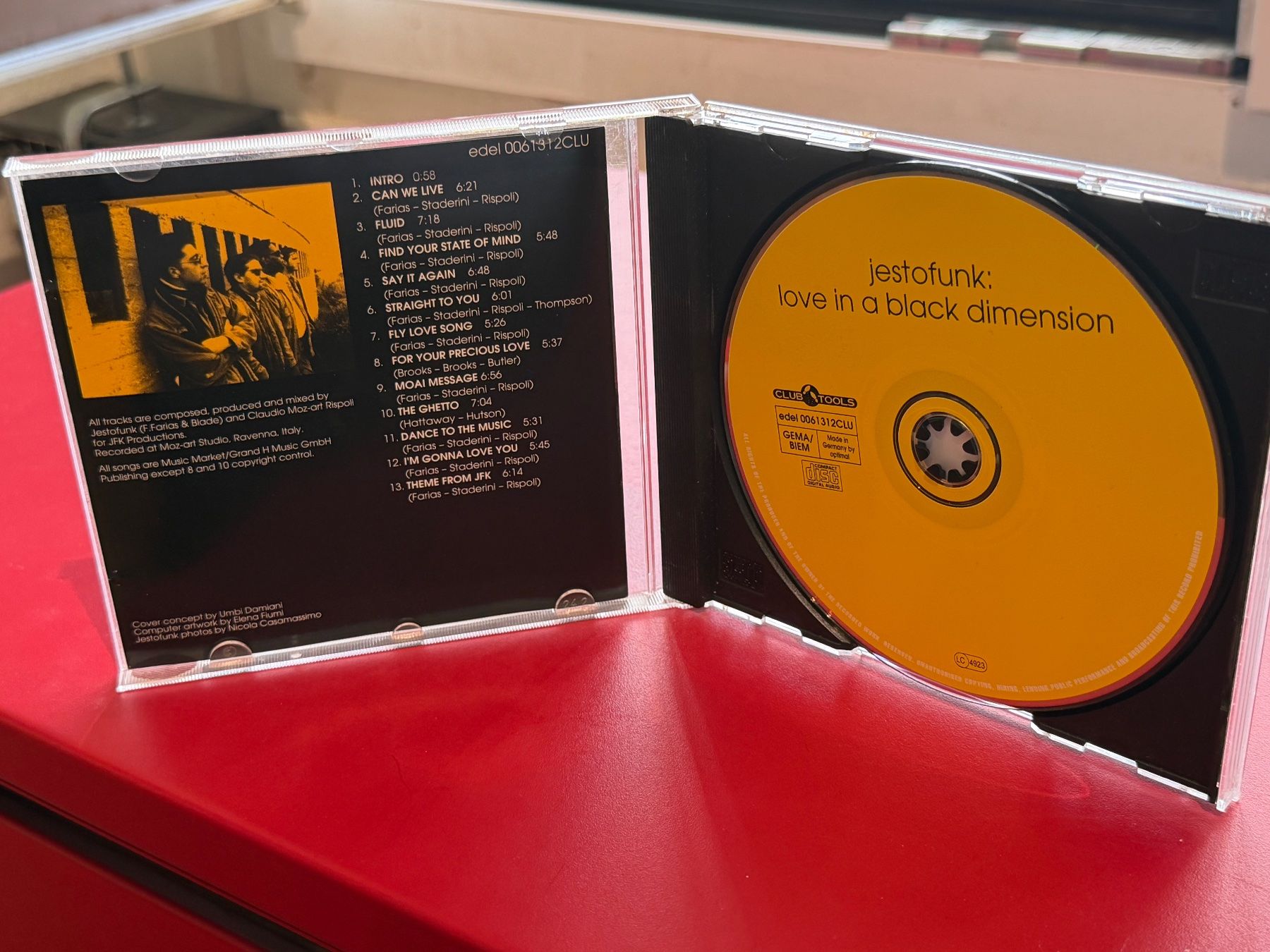 CD: Jestofunk - Love in a Black Dimension - HB22A – Usato da Küsnacht ZH venduto da hardrock.earth 2