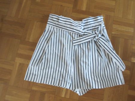 lässige Damen Shorts /Gr. XS