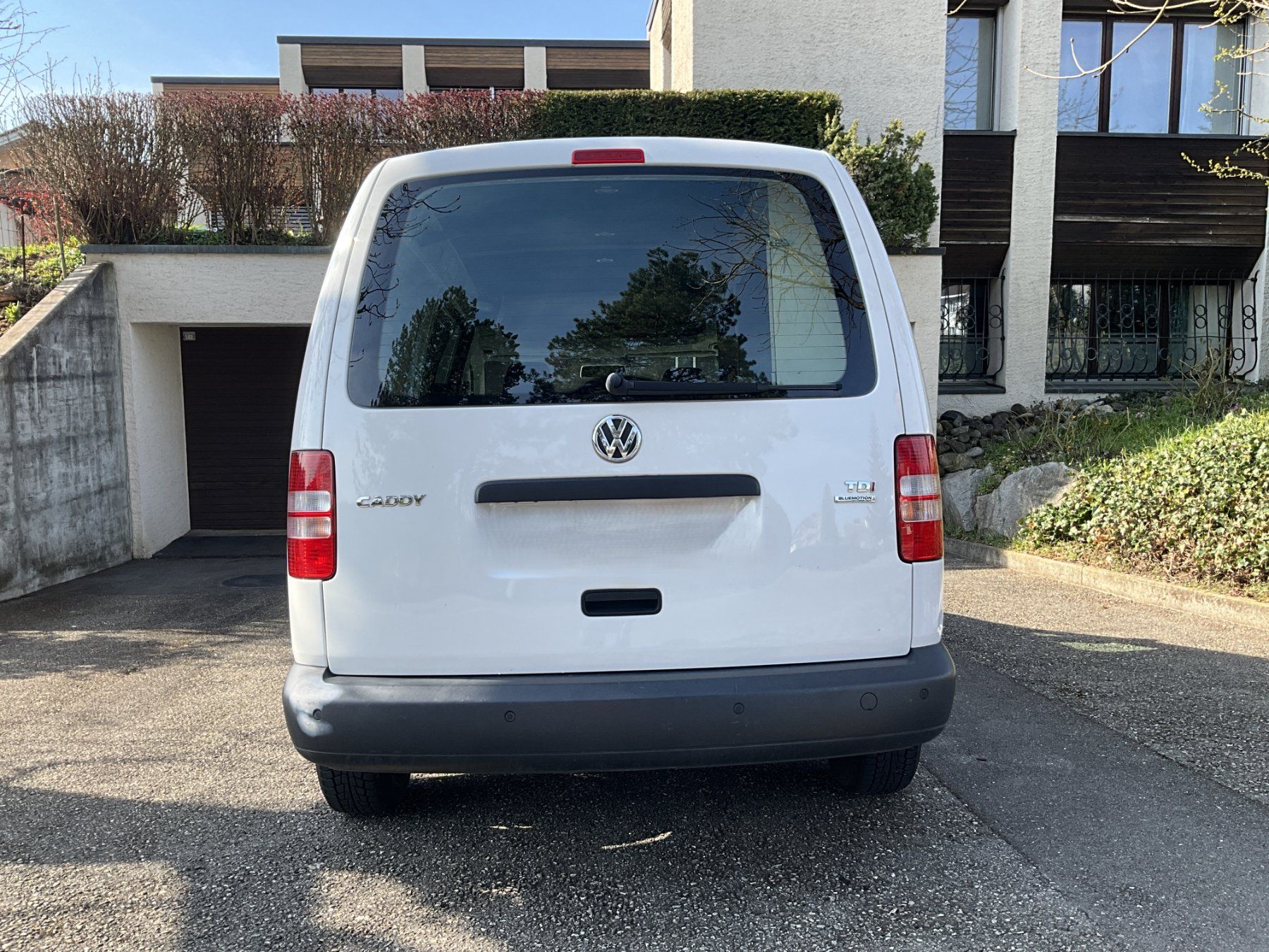 VW Nutzfahrzeuge: VW Caddy Maxi 1.6 TDI BMT – Gebraucht aus Rothenburg von Chuede_Chuederros_1 3