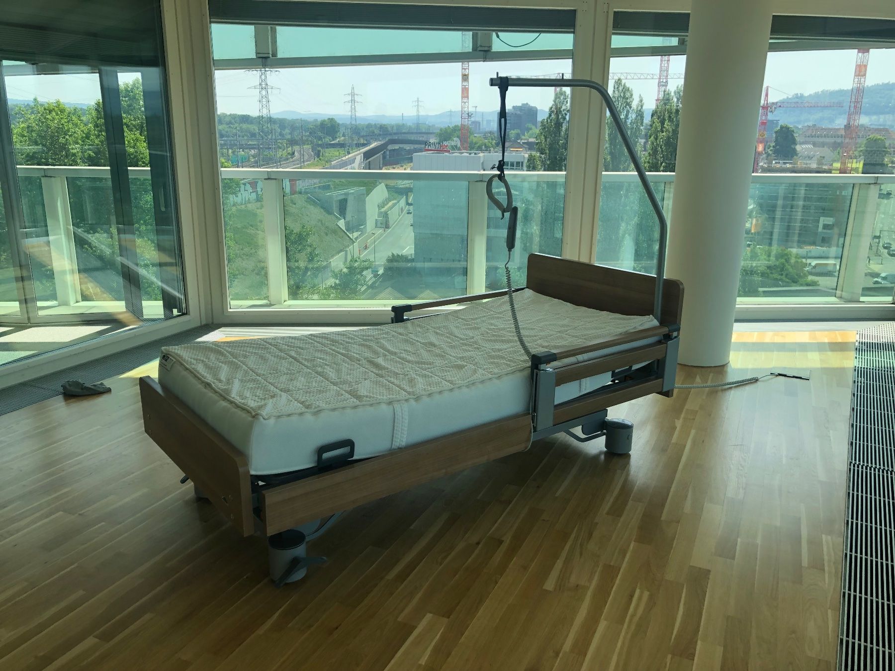 Letti: Pflegebett REGIA Partner / Burmeier – Usato da Basel venduto da rog_vwf5 2